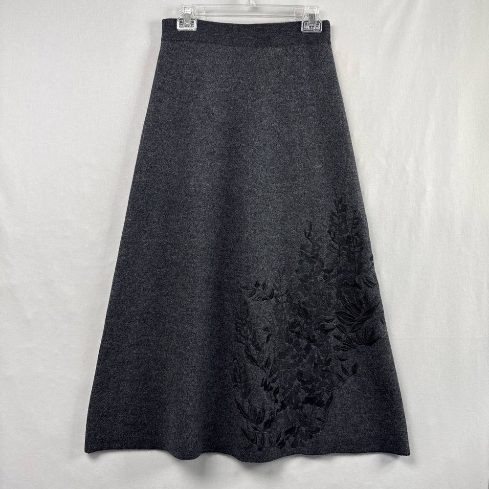 Elegant Gray Floral Skirt A line
